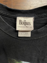 Load image into Gallery viewer, VTG The Beattles T-shirt Abbey Road Photo - Beatles Tag - L
