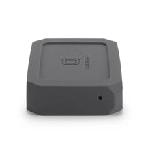 Load image into Gallery viewer, Aluminum enclosure and end view of the U35 Bolt+ SSD