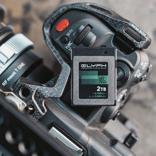Load image into Gallery viewer, GLYPH Capture+ 2TB CFexpress Type B memory card with professional camera
