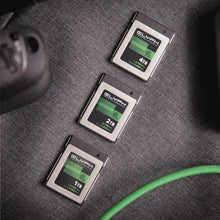 Load image into Gallery viewer, GLYPH Capture+ 1TB, 2TB and 4TB CFexpress Type B memory cards